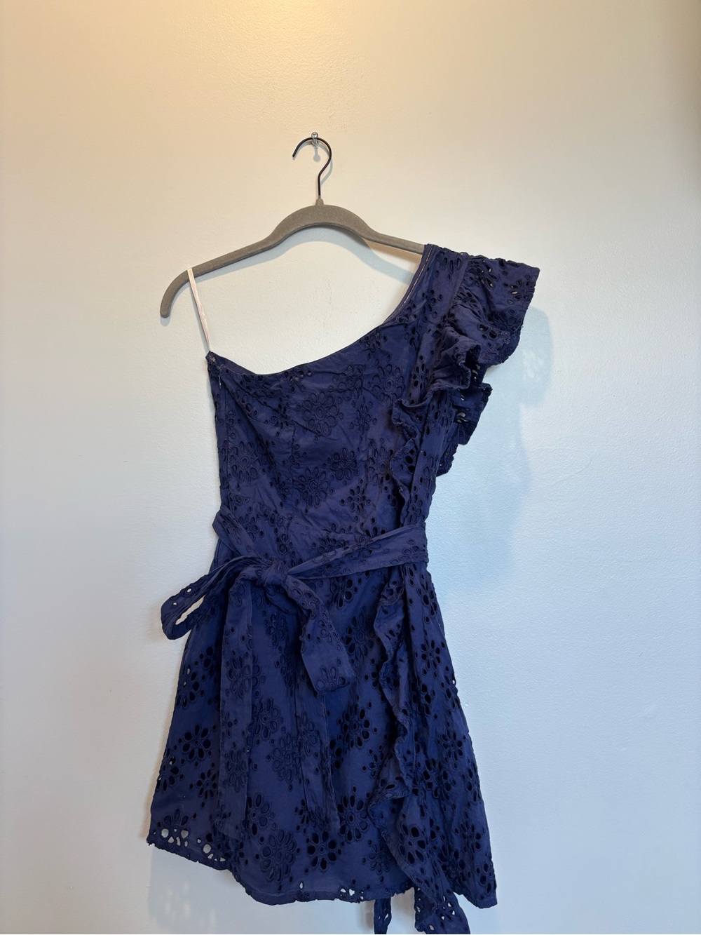 Lovers + Friends Navy One-Shoulder Eyelet Tie-Waist Dress